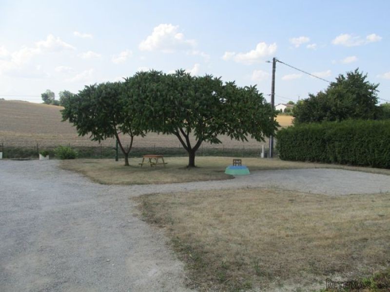 Detached Bungalow With Large Garden - 2