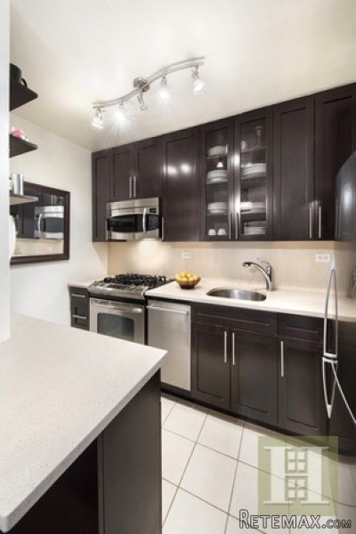 1 bedroom Apartment For Sale: 165 WEST.. - 2