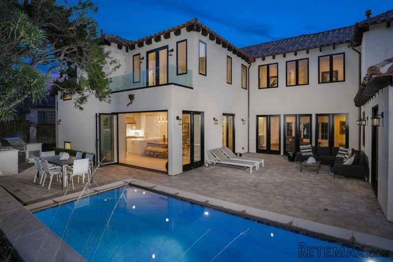 5915 Camino De La Costa - 2