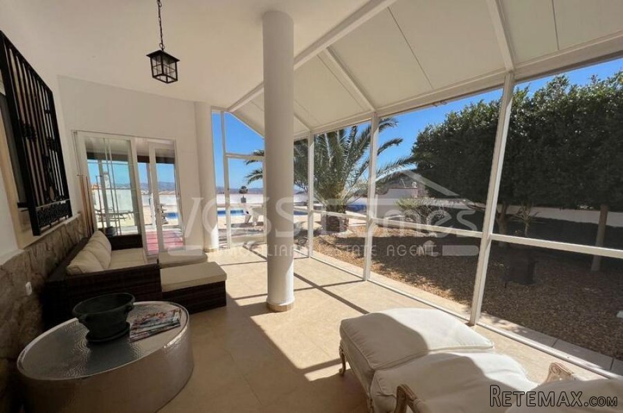 An absolutely stunning, top quality 3 bed 2 bath villa for.. - 11