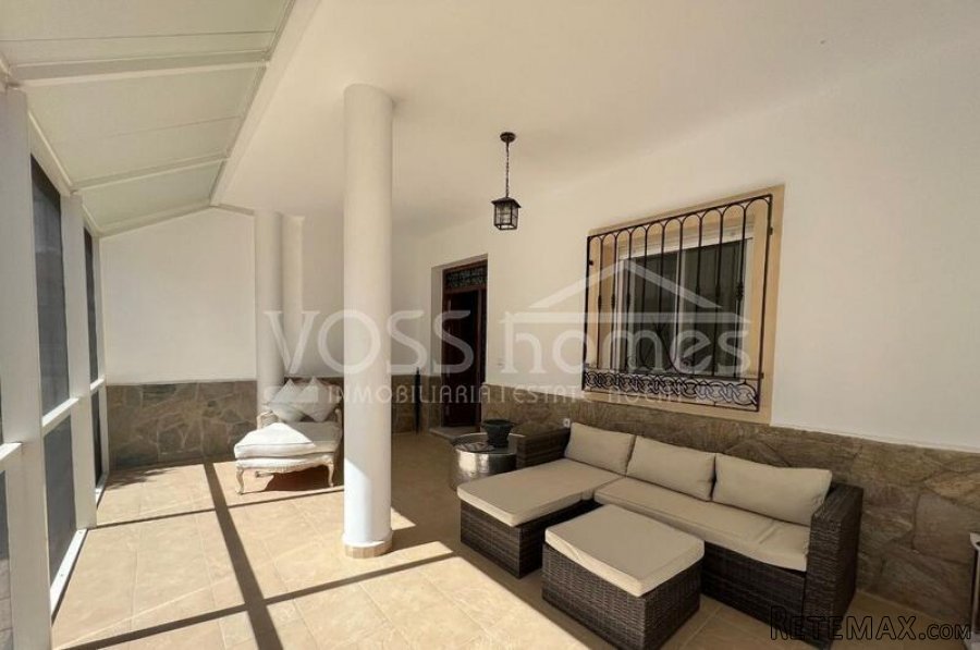 An absolutely stunning, top quality 3 bed 2 bath villa for.. - 12
