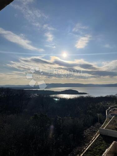 Novogradnja U Njivicama S Prekrasnim Pogledom Na More - 3