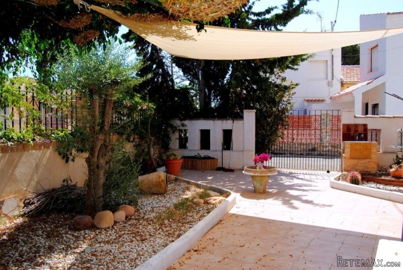 4 Bedrooms - Villa - Alicante - For Sale - 2