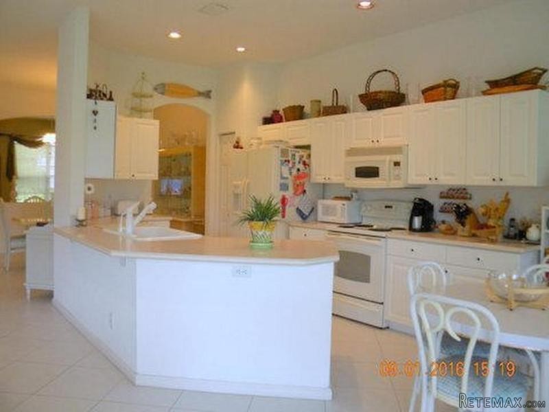 7871 Rockford Rd, Boynton Beach, FL -.. - 2