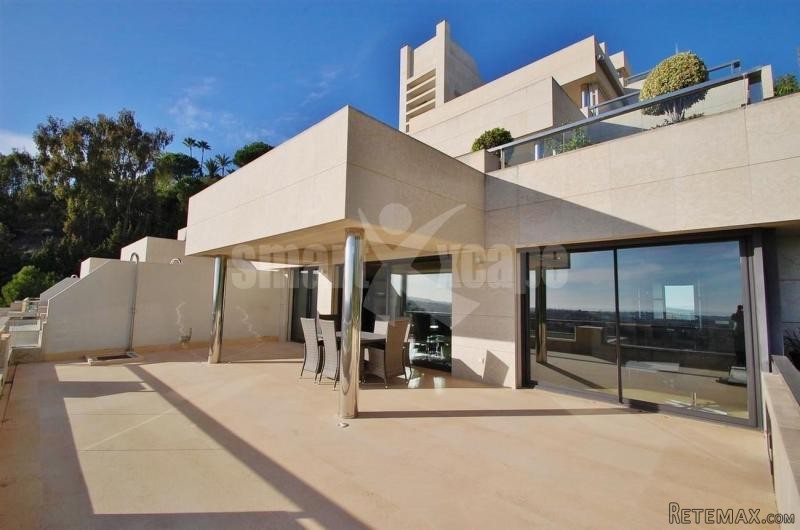 Apartment For Sale In Nueva Andalucia..
