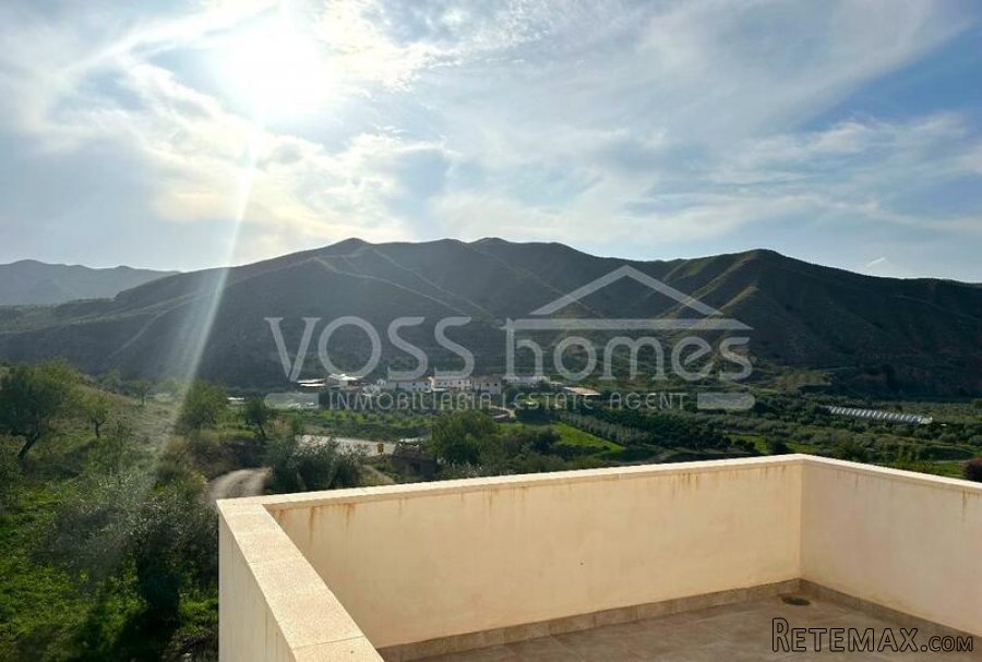 NEW TO VOSS HOMES - This Charming 3-bedroom 2-bathroom, 2.. - 15