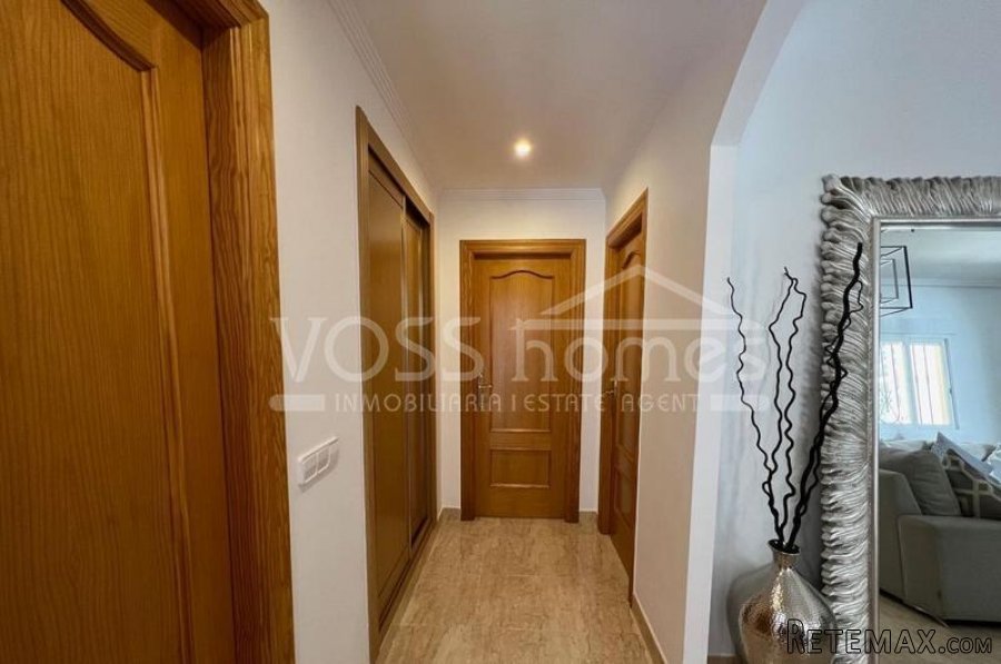 An absolutely stunning, top quality 3 bed 2 bath villa for.. - 17