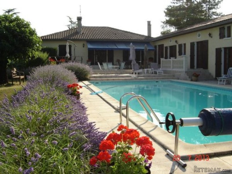 Well Renovated Villa With Swimming.. - 2
