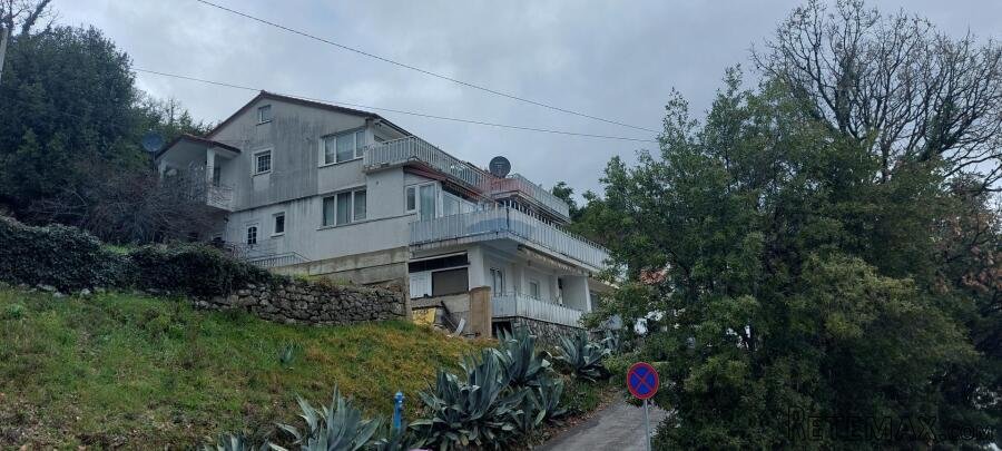 MOŠĆENICE - Samostojeća kuća sa 14 apartmana