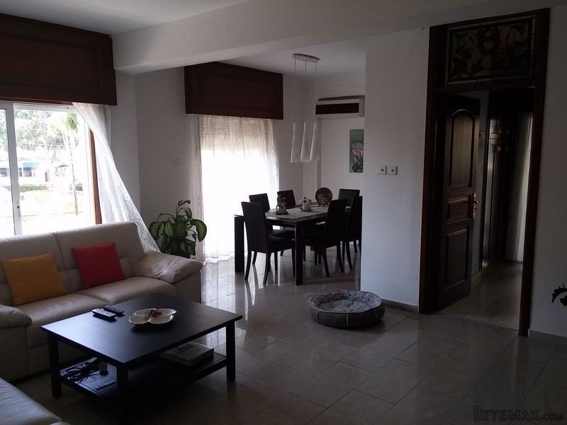 UNIQUE, modern 3 bedroom flat with..