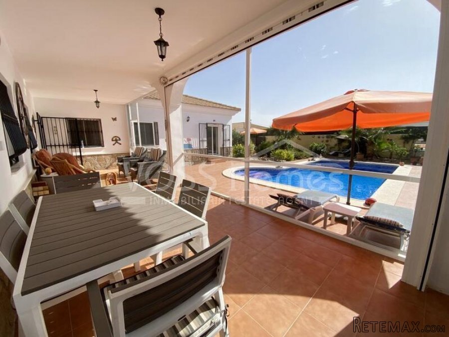 NEW & EXCLUSIVE LISTING TO VOSS HOMES - A beautifully.. - 20