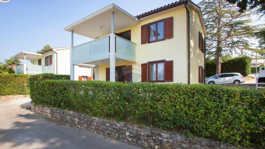 Istra, Novigrad, okolica, kuća 130 udaljena od mora