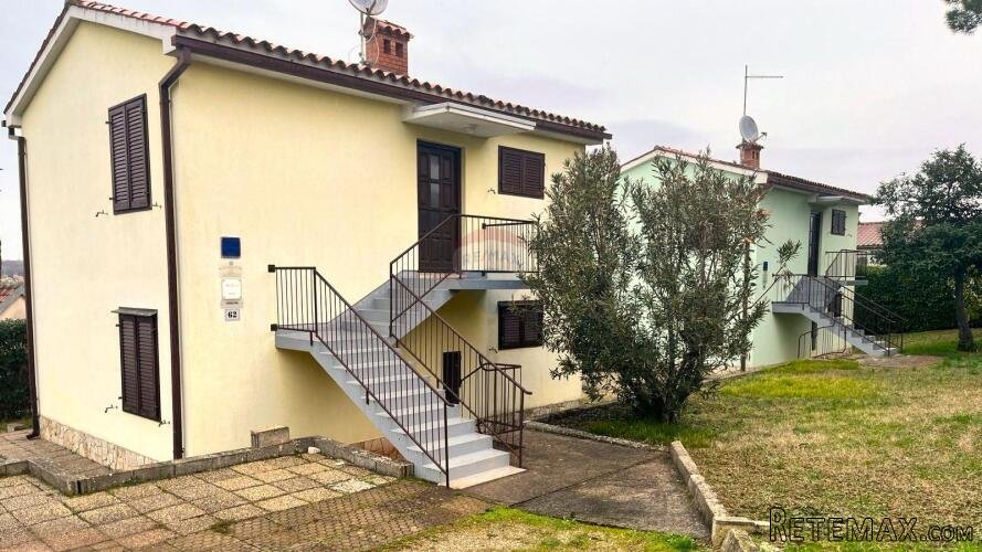 Istra, Novigrad, okolica, kuća 150 m od mora