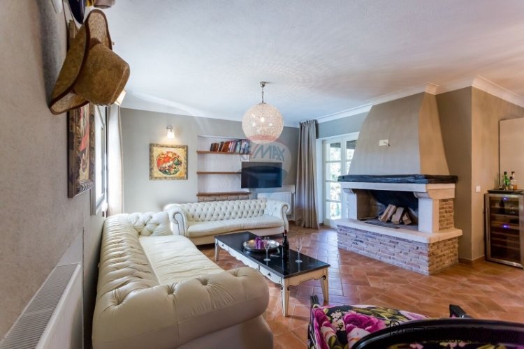 Izvanredna kamena Vila na osami sa 7.000m2 okućnice - 4