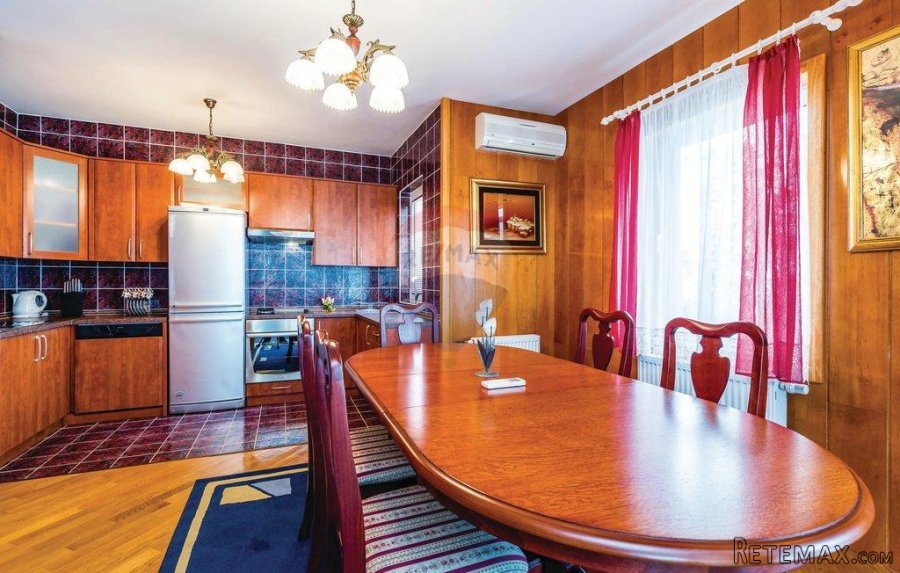 Opatija - klasična villa s okućnicom i bazenom - 8