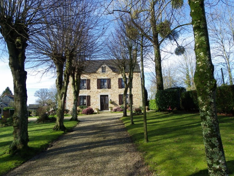 Character Stone House Wit An..