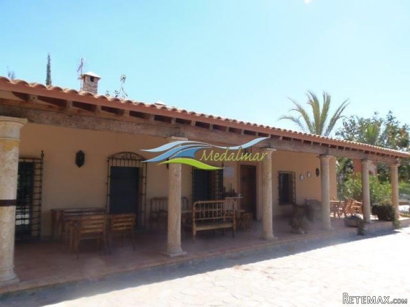 Ref.100825 . Rustic House - Sales -.. - 2