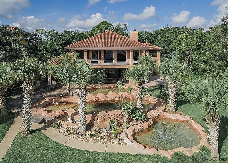 6 bedroom House For Sale: 1307 Kipp.. - 2