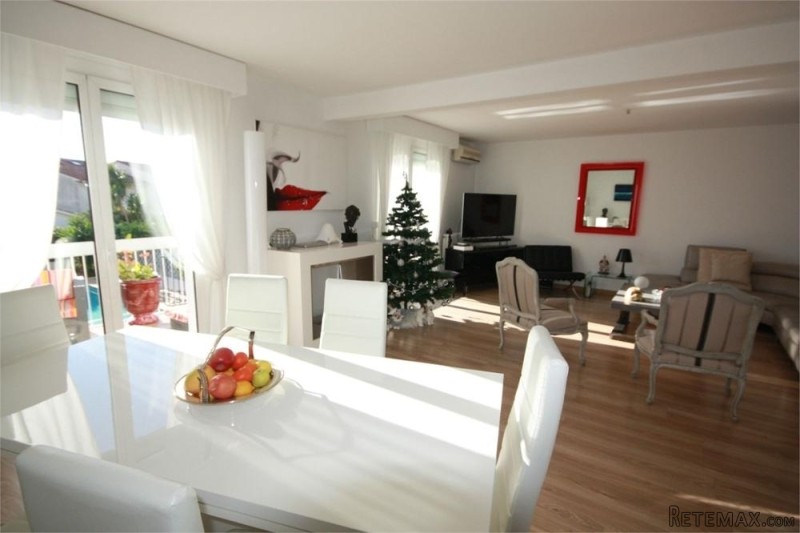 Beautiful Townhouse With Pool, Perpignan