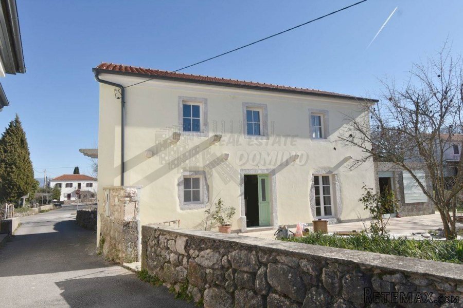 Renovirana kuća sa okućnicom od 1068m2! Otok Krk! - 3