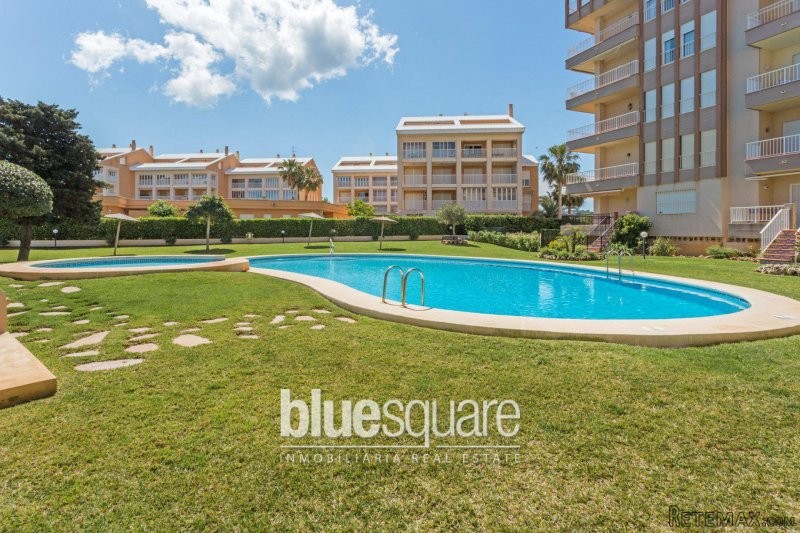 Modern 3 bedroom apartment next to the..