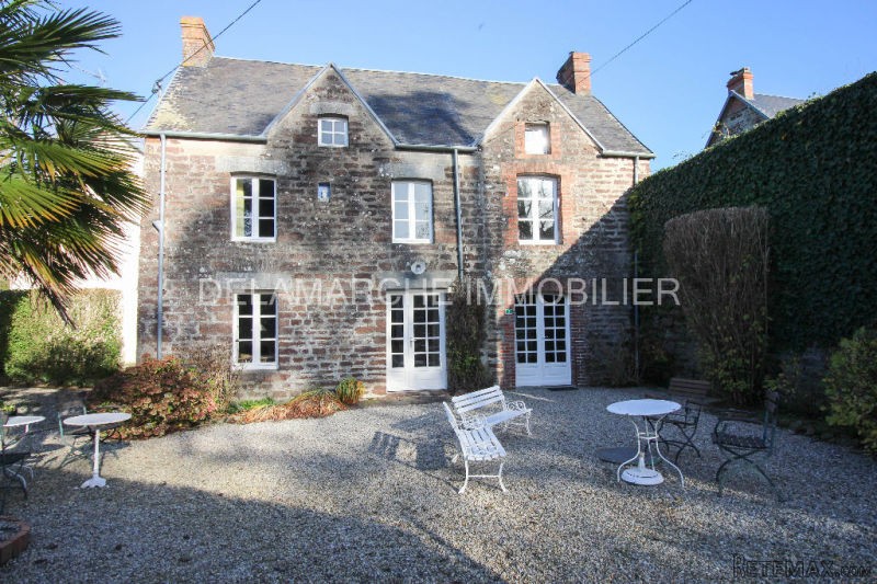 Pretty Hamlet Stone House With Garden..