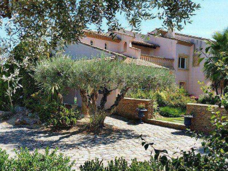 Stone Mas With Swimming Pool And Views..