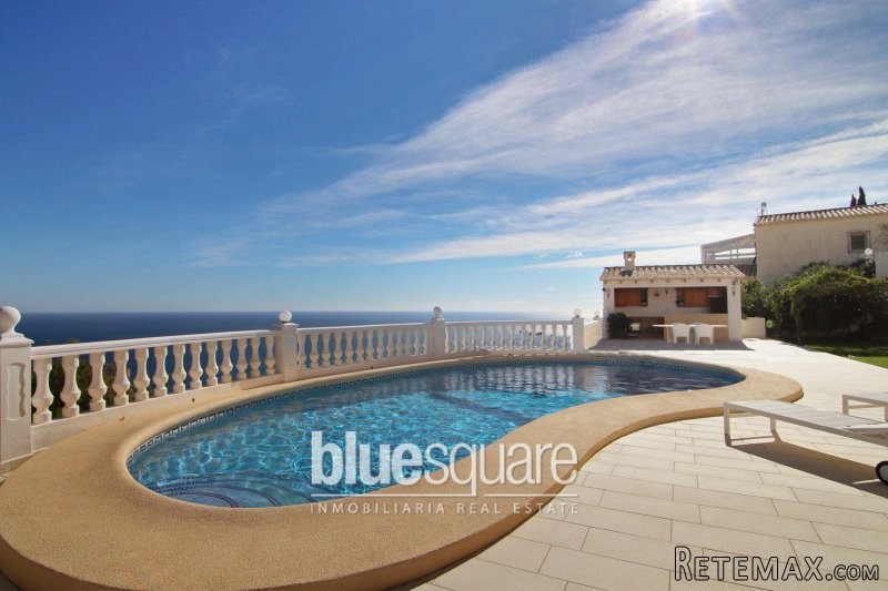 Luxury 5 bedroom villa with amazing sea.. - 2
