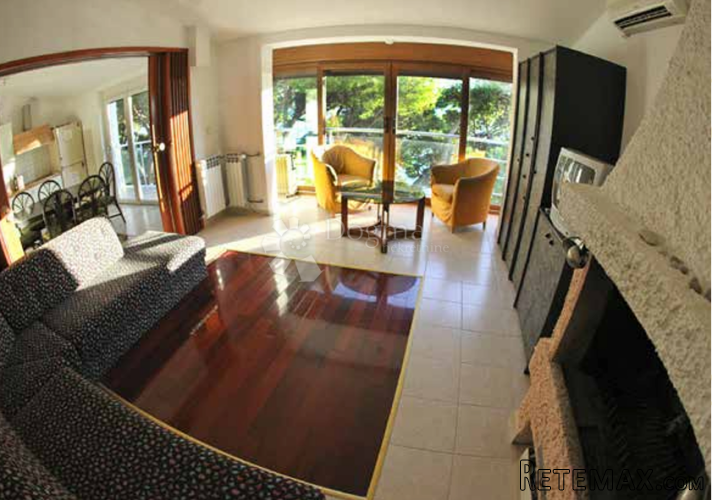 Mala Duba- Prvi red do mora - Apartman 7