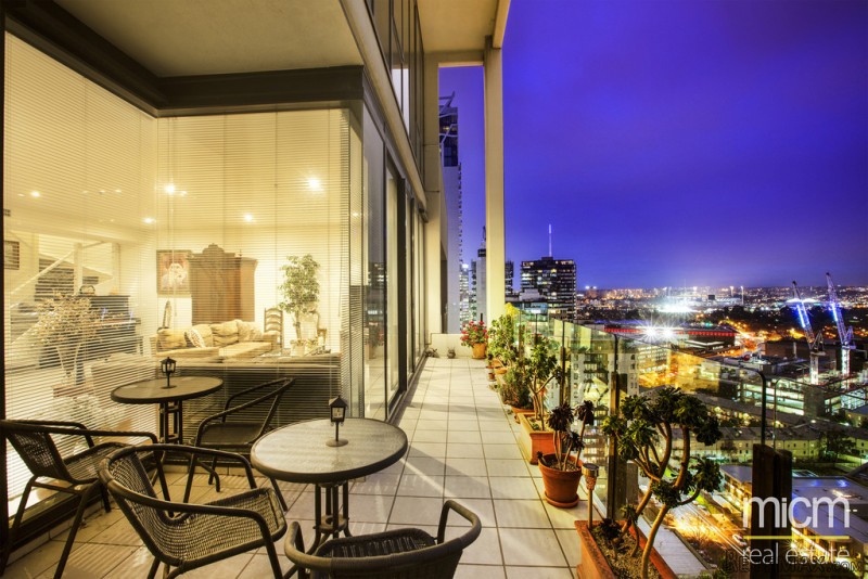 Penthouse Perfection in Southbank's..