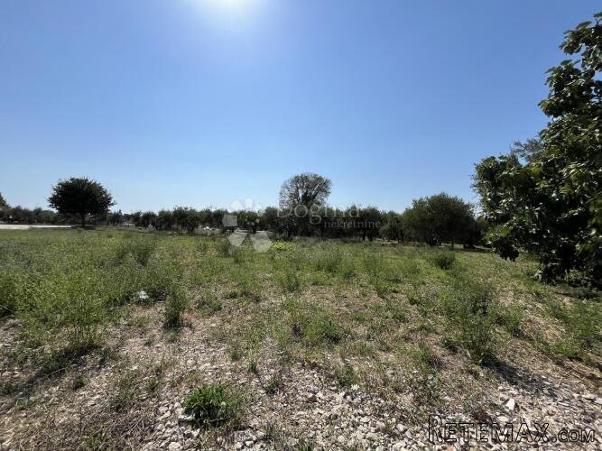 POREČ OKOLICA, ZEMLJIŠTE ZA GRADNJU STANOVA SA POGLEDOM NA M