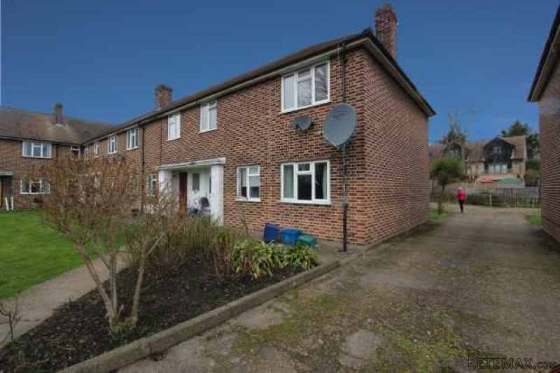 2 bedroom, Flat house for sale