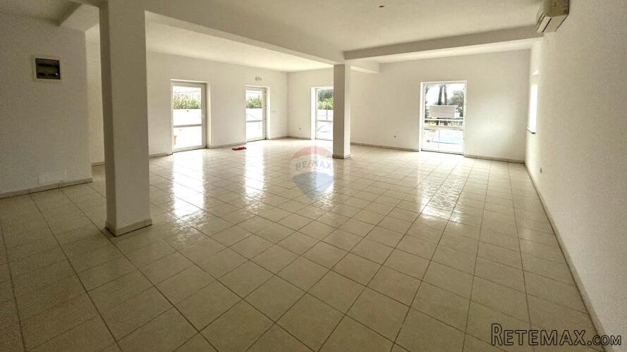 Poslovni prostor , Novigrad , 95m2 - 2