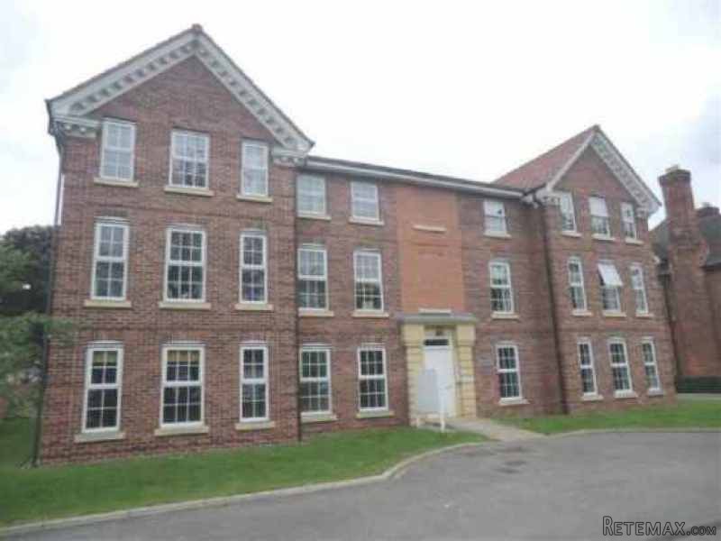 2 bedroom, Flat house for sale