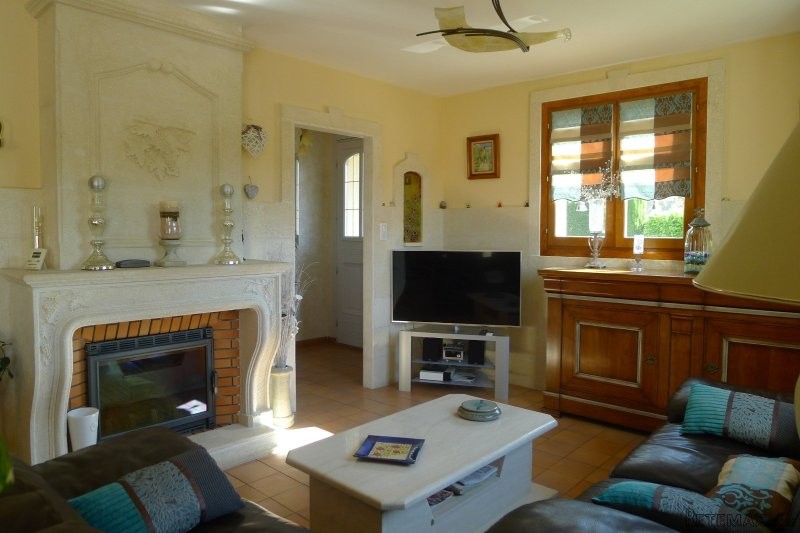 3 Bedroom Character Villa With Garden.. - 2
