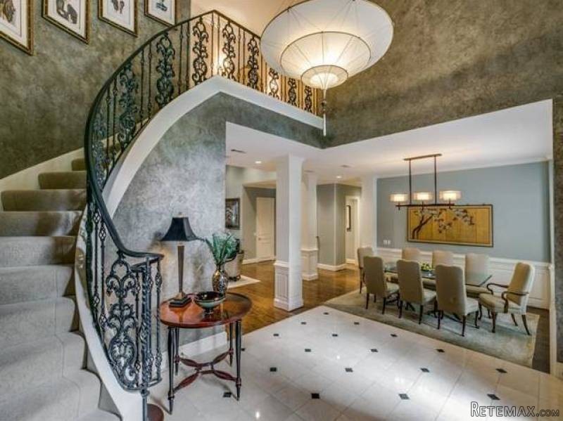 5 bedroom House For Sale: 6622 Waggoner.. - 2