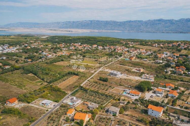 VRSI - GRAĐEVINSKO ZEMLJIŠTE 1252 m2 - INVESTICIJSKA PRILIKA - 3