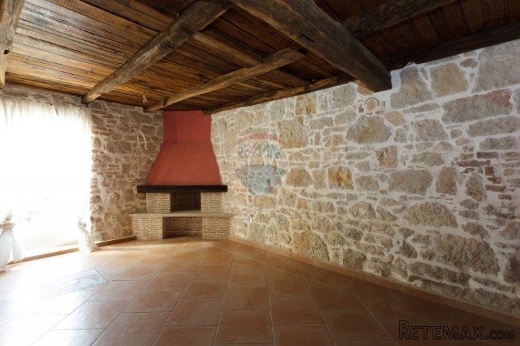 KUĆA 150M2,TERASA,POGLED MORE - 2