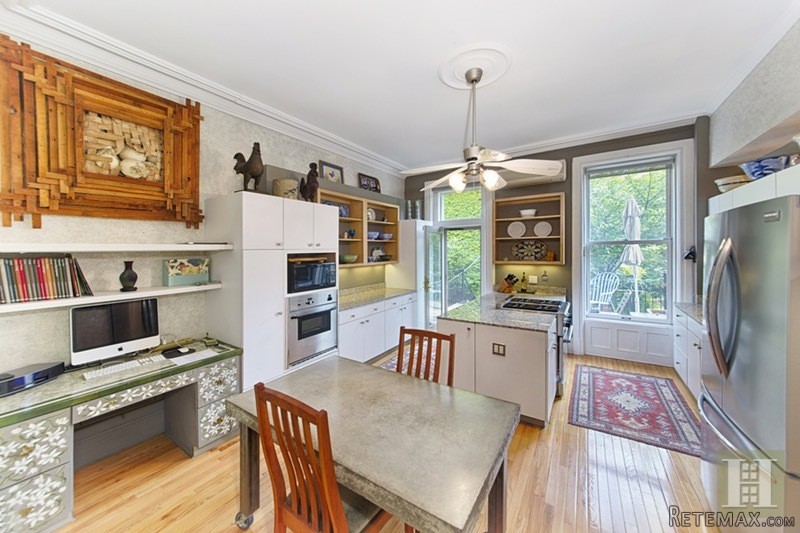 4 bedroom Town House For Sale: 3 A 2ND.. - 2