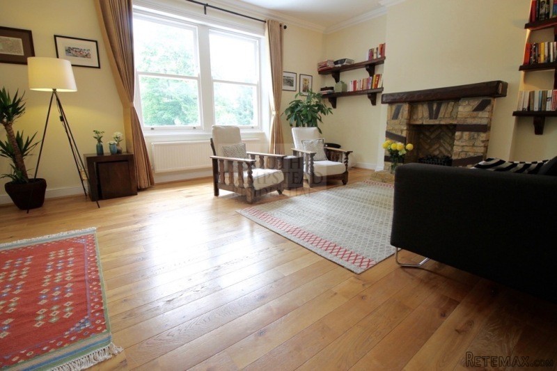 13b Aberdare Gardens