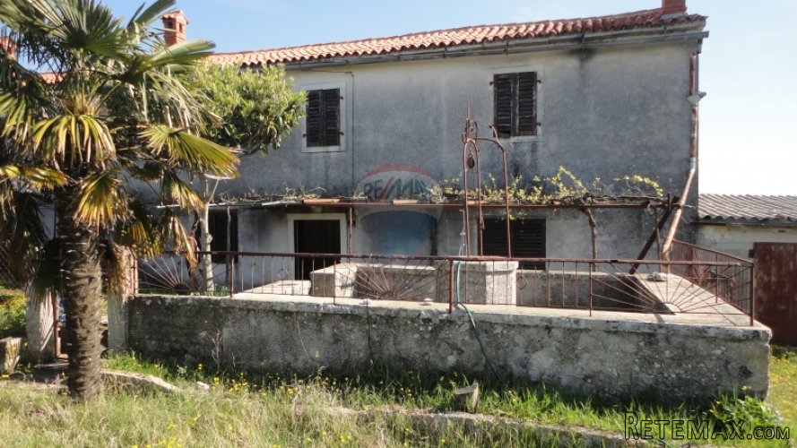 ISTRA, KAMENA KUĆA SA PREKRASNIM POGLEDOM NA PRIRODU - 2
