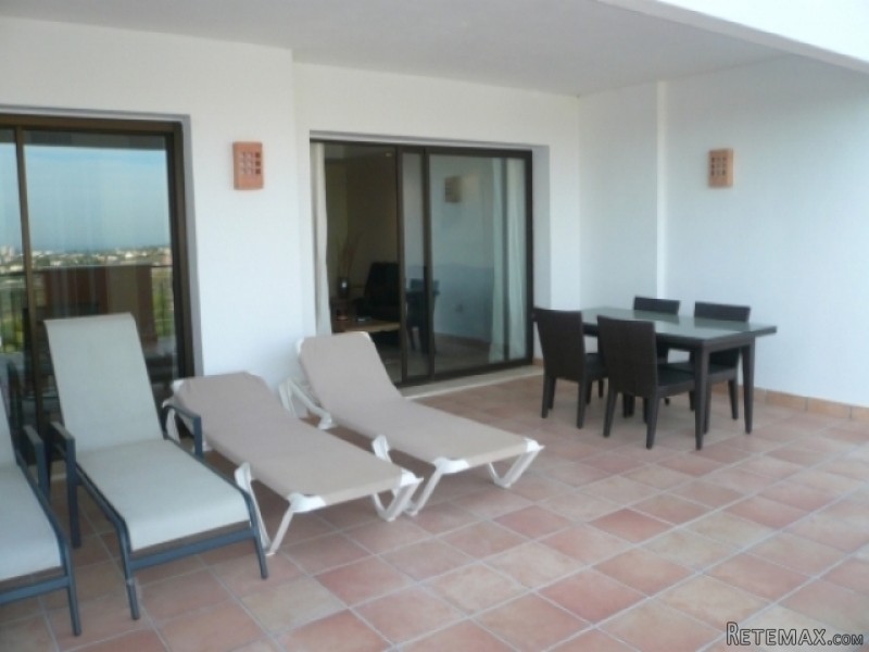 2 Bedroom Apartment For Sale In La.. - 2