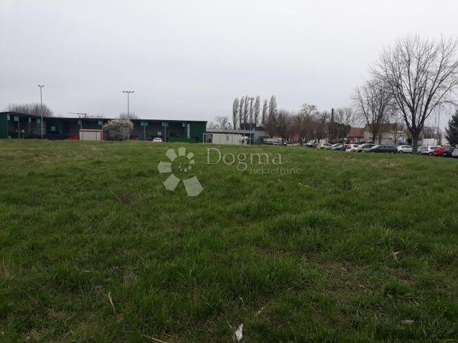 Građevinsko zemljište za prodaju,2837 m²,Osijek-Ind.zona - 2