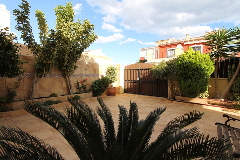 Modern Aguas Nuevas Townhouse 5 Beds.. - 2