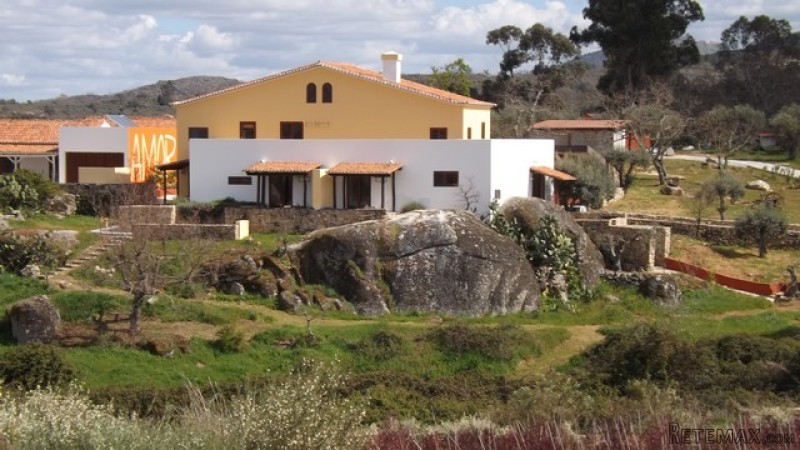 6 bedroom Commercial Property For Sale:..