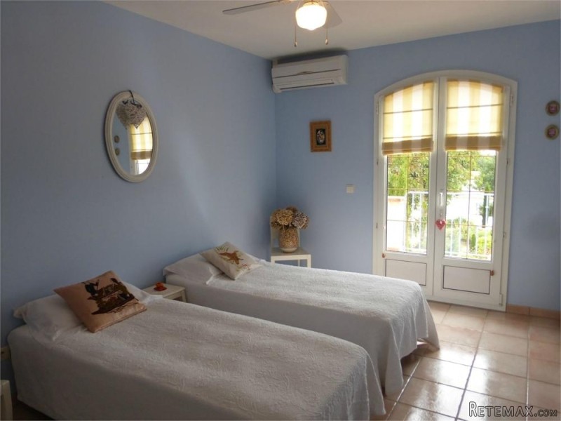 Exceptional 4 Bedroom Villa With.. - 2