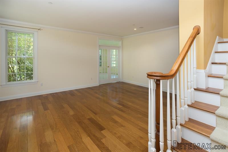 5 bedroom House For Sale: 120 Bedford.. - 2