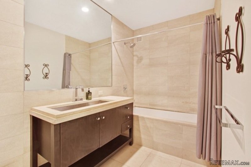 Condo - New York State - For Sale - 2