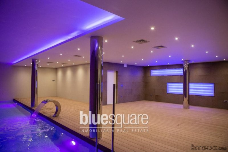Modern luxury villa on the seafront - 2
