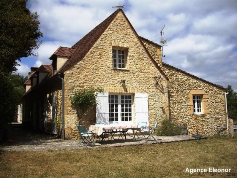Stone House With 10 Acres Including 4.. - 2